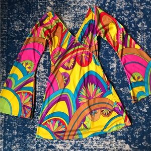 Going out of Sale-Sale!!!!  
70s/70s Bell Sleeve Costume Mini Dress